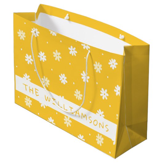 Cute White Daisy Personalized Yellow Easter Groot Cadeauzakje (Achterkant Gekanteld)