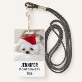 Cute White Dog in een Rode Kerstmis Pet Badge (Achterkant met draagriem)
