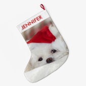 Cute White Dog in een Rode Kerstmis Pet Grote Kerstsok (Achterkant (Hangend))