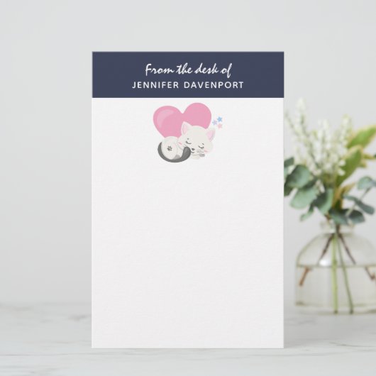 Cute White Kitty Cat Slaping Briefpapier (Staand voorkant)
