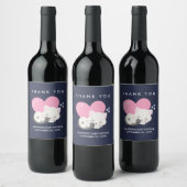 Cute White Kitty Cat Sleeping Baby shower Wijn Etiket (Flessen)