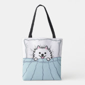 Cute White Pommeren, geplukt in Bed Tote Bag (Achterkant)