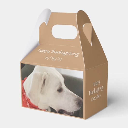 Cute White Puppy Dog Brown Thanksgiving Favor Box Bedankdoosjes (Achterkant)