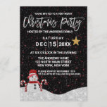 Cute White Red Snowman Night Sky Glitter Kerstmis Kaart<br><div class="desc">Deze sneeuwman met de kerstfeestdag is een heel schattig en cool design voor je vakantiepapierwerk. Het is voorzien van een faux geprinte witte glittersneeuwman met een rood pet en sjaal naast twee snoepjes bovenop witte glittersneeuw. De hemel toont een rood-wit sterpatroon op een zwarte nachtachtergrond. De typografie is ook een...</div>