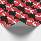 Cute White roze flamingos met rood hart Cadeaupapier (Hoek)