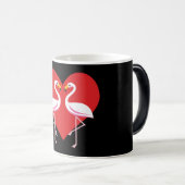 Cute White roze flamingos met rood hart Magische Mok (Voorkant rechts)