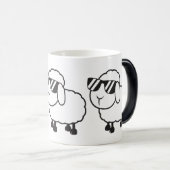 Cute White Sheep Cartoon Magische Mok (Voorkant rechts)