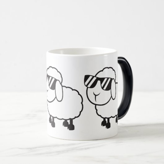 Cute White Sheep Cartoon Magische Mok (Voorkant rechts)