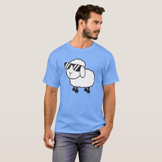 Cute White Sheep Cartoon T-shirt (Voorkant volledig)