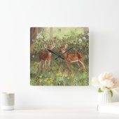 Cute Whitetail Deer Twin Fawns Vierkante Klok (Huis)