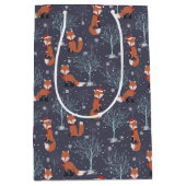 Cute Winter Foxes Medium Cadeauzakje (Voorkant)