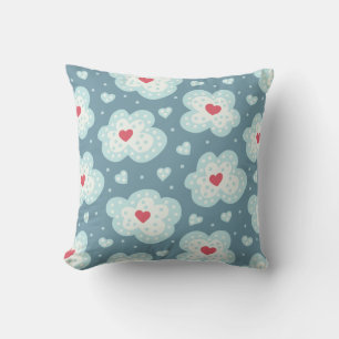 Cute Winter Hearts and Snowy Clouds Pattern Kussen