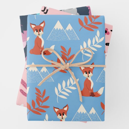 Cute Winter Oranje Fox Mountains Leaf Pattern Inpakpapier Vel (In situ)