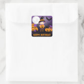 Cute Witch Girl en Pumpkins Happy Birthday Vierkante Sticker (Tas)