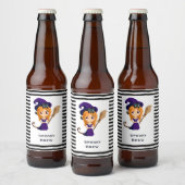 Cute Witch in Paars Pet Halloween Bier Etiket (Flessen)