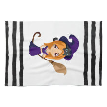 Cute Witch in Paars Pet Halloween