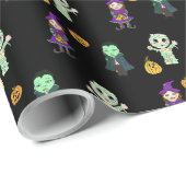 Cute Witch, Vampire en Mummy Halloween Party Cadeaupapier (Rol Hoek)