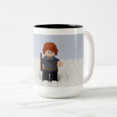Cute Wizard Toy Figure Mug – Magic-Themed Coffee  Tweekleurige Koffiemok (Voorkant rechts)
