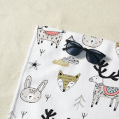 Cute Woodland Animal Doodle Pattern Strandlaken (In situ)