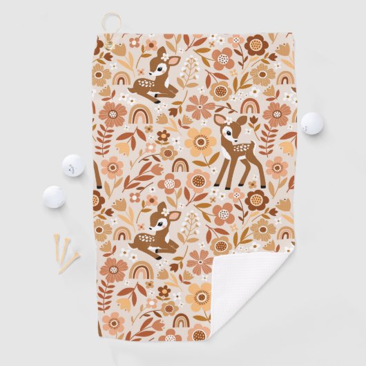 Cute Woodland Baby Deer Floral Pattern Golfhanddoek (Insitu)