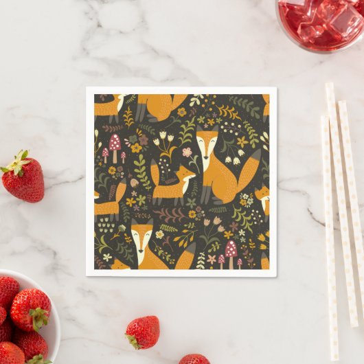 Cute Woodland Fox Pattern Servet (Insitu)