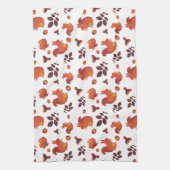 Cute Woodland Squirrel Autumn Pattern Theedoek (Verticaal)