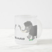 Cute wooly mammoth cartoon-illustratie matglas koffiemok (Voorkant rechts)