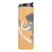 Cute wooly mammoth cartoon-illustratie thermosbeker (Gedraaid links)