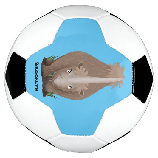 Cute wooly rhino elasmotherium cartoon voetbal (Gedraaid)
