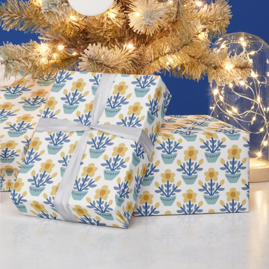 Cute, yellow and blue floral Wrapping Paper Cadeaupapier (Feestdagen)