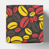 Cute Yellow Brown en Red Coffee Bean Bedankdoosjes (Bovenkant)