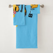 Cute yellow bulldozer cartoon bad handdoek (Insitu)