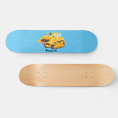 Cute yellow bulldozer cartoon persoonlijk skateboard (Horizontaal)