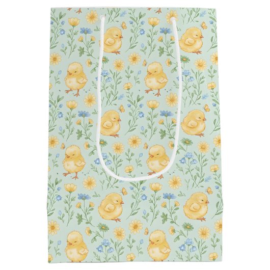 Cute Yellow Chicks and Flowers Pattern Medium Cadeauzakje (Achterkant)
