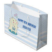 Cute Yellow Dino met Happy Stars Birthday Groot Cadeauzakje (Achterkant Gekanteld)