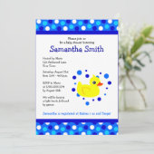 Cute Yellow Ducky op Blue Stippen Baby shower Invi Kaart (Staand voorkant)