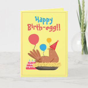 Cute Yellow Funny Chicken and Cake Humor Birthday Kaart
