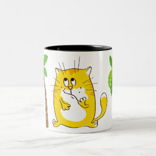 Cute Yellow Kat tussen palmbomen Tweekleurige Koffiemok