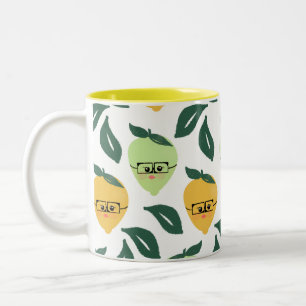 Cute yellow lemon cartoon grappige illustratie tweekleurige koffiemok