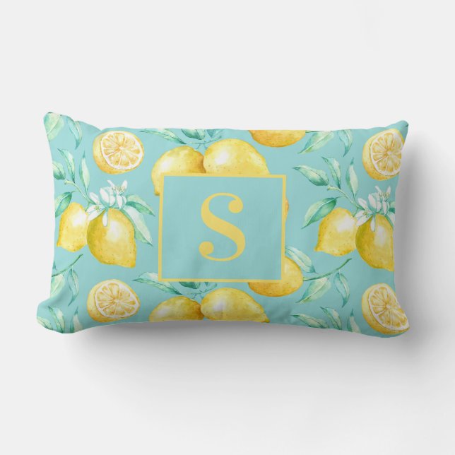 Cute Yellow Lemon Pattern op Light Blue Monogram Kussen (Voorkant)