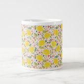Cute Yellow Lemons Modern Pink Floral Grote Koffiekop (Voorkant)