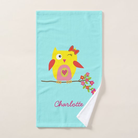 Cute Yellow Owl, roze bloemen illustratie Bad Handdoek (Handdoek)