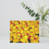 Cute yellow rubberkokers briefkaart (Staand voorkant)