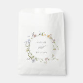 Cute Yellow Rustic Meadow Floral Wreath Wedding Bedankzakje (Voorkant)