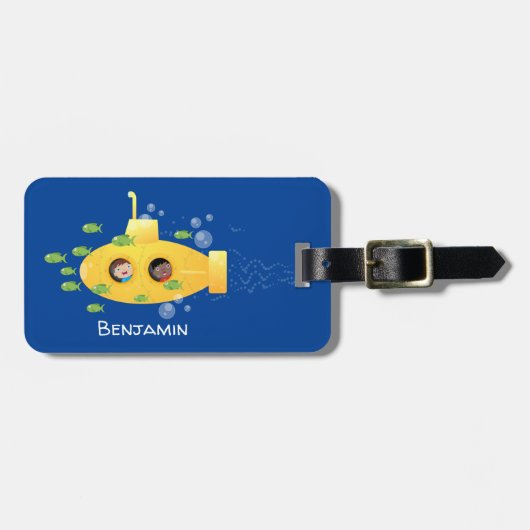 Cute yellow submarine fish cartoon illustration bagagelabel (Voorkant horizontaal)