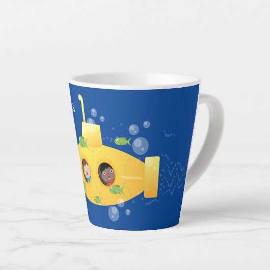 Cute yellow submarine fish cartoon illustration latte mok (Rechterhoek)