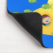 Cute yellow submarine fish cartoon illustration muismat (Hoek)