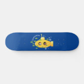 Cute yellow submarine fish cartoon illustration persoonlijk skateboard (Horizontaal)
