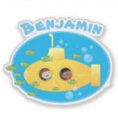 Cute yellow submarine fish cartoon illustration sticker (Voorkant)