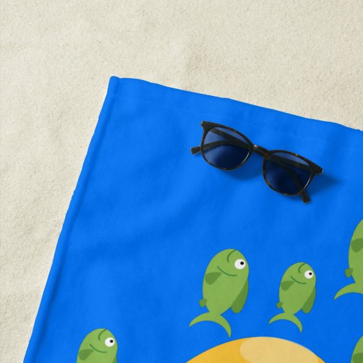 Cute yellow submarine fish cartoon illustration strandlaken (In situ)